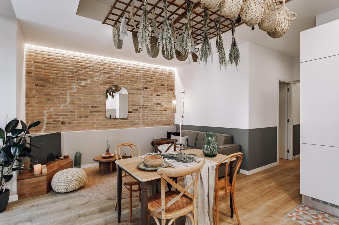 Aroche - 2 Bedrooms In Sant Antoni Barcelona